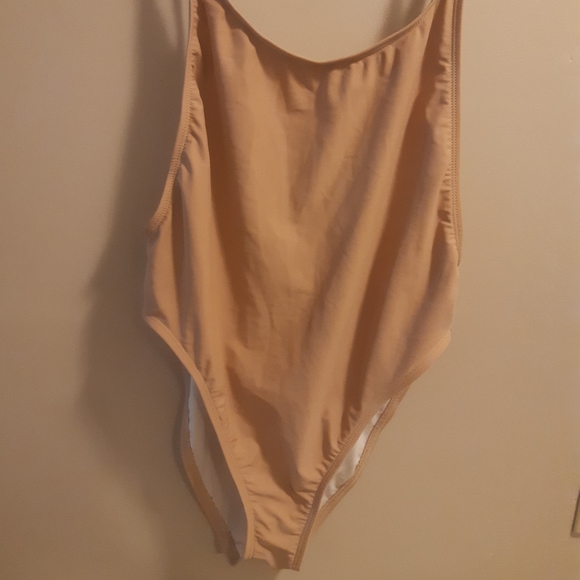 Bathing suit - Picture 3 of 4